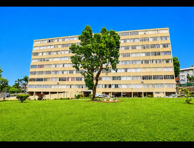 1.5 BEDROOM APARTMENT FOR SALE IN ESSENWOOD